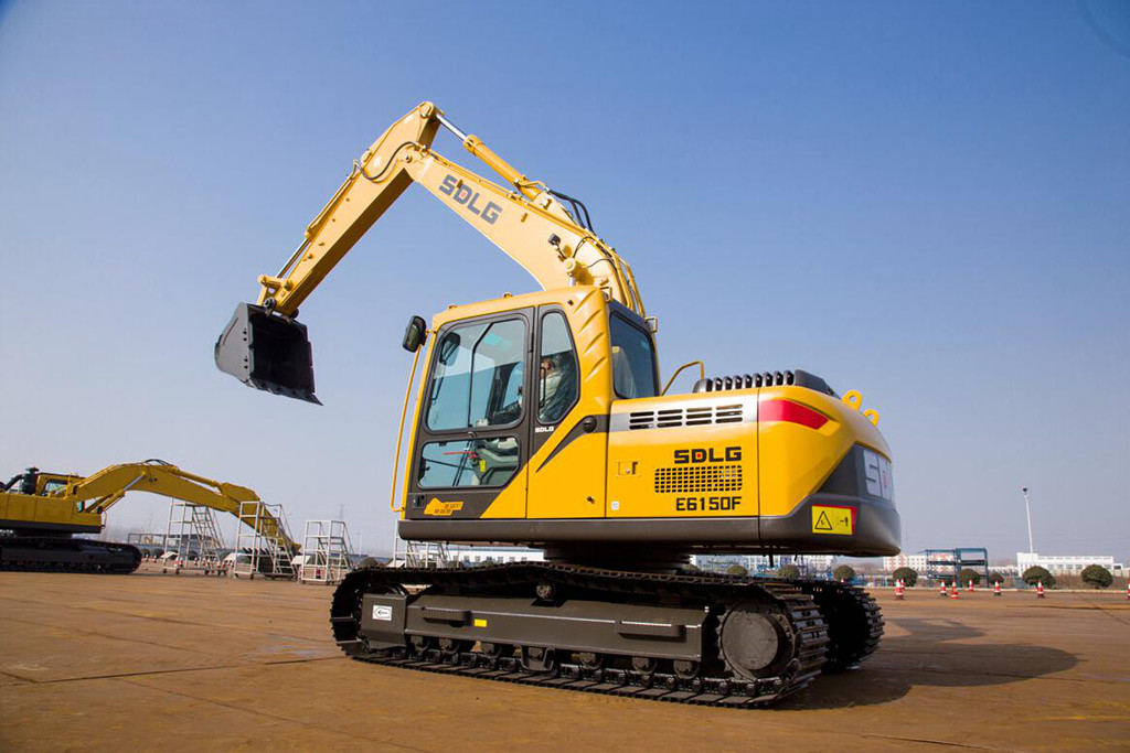 樂山市附近挖掘機(jī)出租 市中區(qū)19噸挖機(jī)出